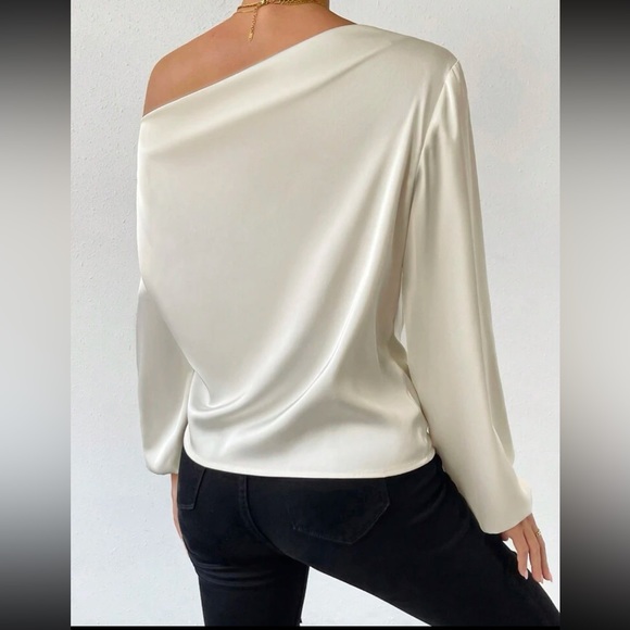 Asymmetrical Neck Lantern Sleeve Top ❤️ - Picture 3 of 5